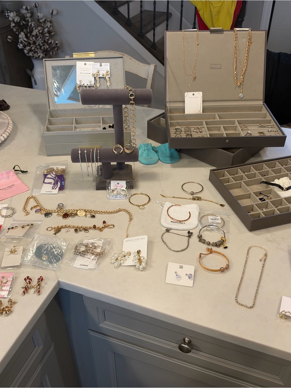 Massive jewelry preview DM me if your interested in something